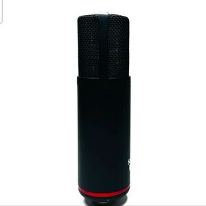 Scarlett Focusrite recording voiceover microphone